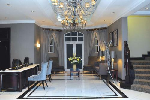 Hotel Stayeasy Emalahleni