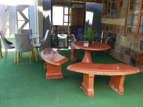 Hostal Luxury Sunset Guest House
