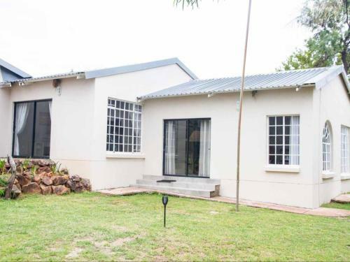 Sombuyana Game Lodge