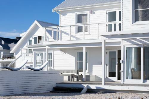 Villa Pearl Bay Beach Home