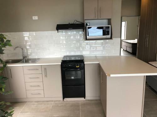 Hostal White Sands Self-catering Units