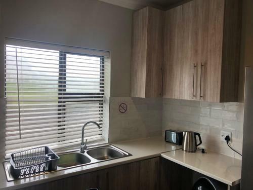 Hostal White Sands Self-catering Units