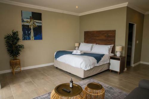 Hostal White Sands Self-catering Units