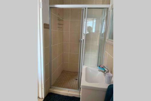 Apartamento Cozy Guest Suite With Private Access