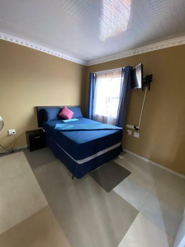Lodge Ext4 Guest House