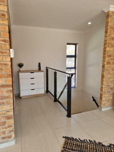 Apartamento Wilgespruit Manor Flat