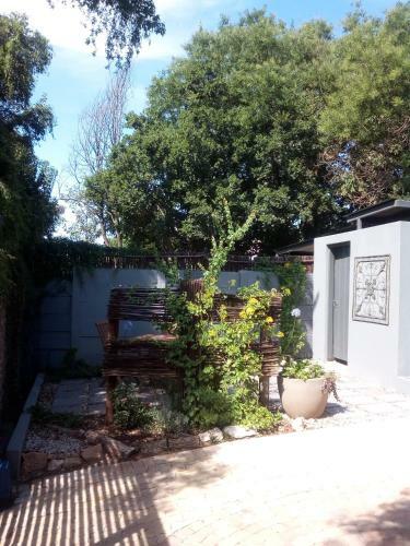 Apartamento Tangled Tree Cottage