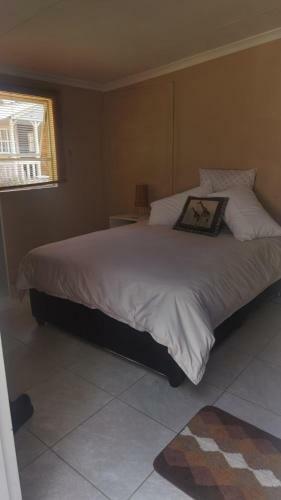 Hostal Charmed Guesthouse