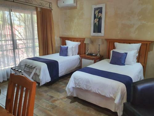 Hostal Claires Of Centurion