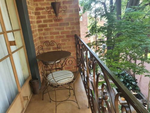 Hostal Claires Of Centurion