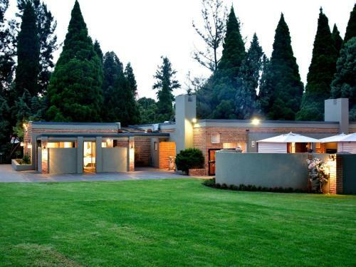 Hostal Five O'clock Zen Boutique Guest House