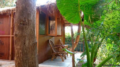 Hostal Secret Garden Resort