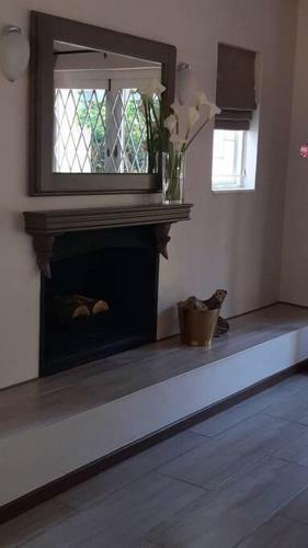 Villa Chantr� Country House - 8 Sleeper Self Catering