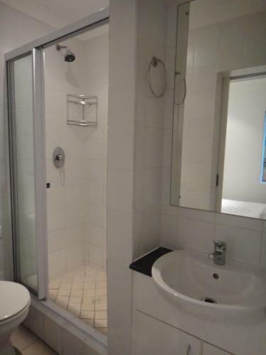3 Quarterdeck Apartment