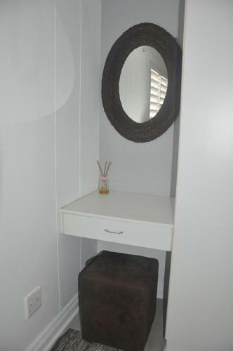 3 Quarterdeck Apartment