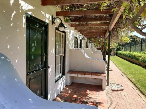 Hostal The Valley Manor