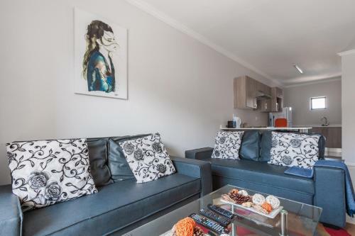 Alimama Spaces: Manson Apartment