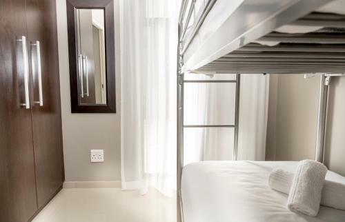 Apartamento Modern Beachfront With Ocean Views - Infinity G9, Blouberg, Cape Town
