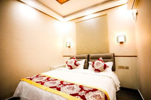 Pingyao Yihe Palace Hotel
