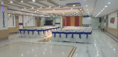 Grand Geet Hotels