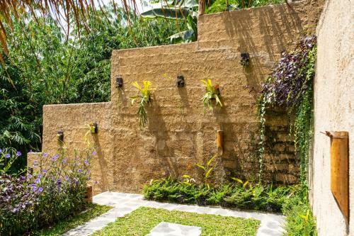 Lodge Bali Bamboo Jungle Huts And Hostel