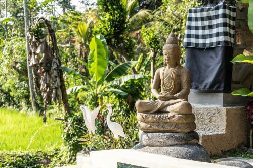 Lodge Bali Bamboo Jungle Huts And Hostel