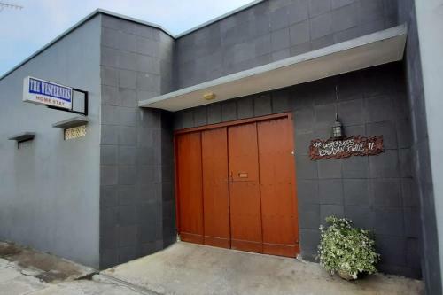 The Westerners Homestay