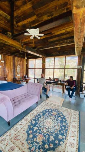 Bed & Breakfast Rustic Lake Cabin At Bloom Valley