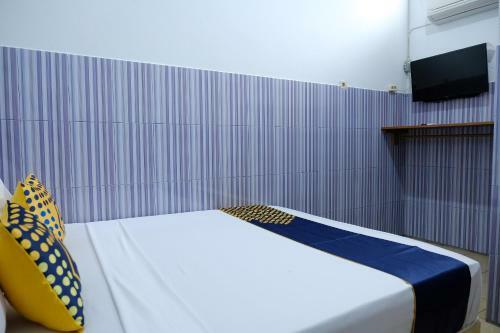 Hotel Spot On 2766 Kezia Kost