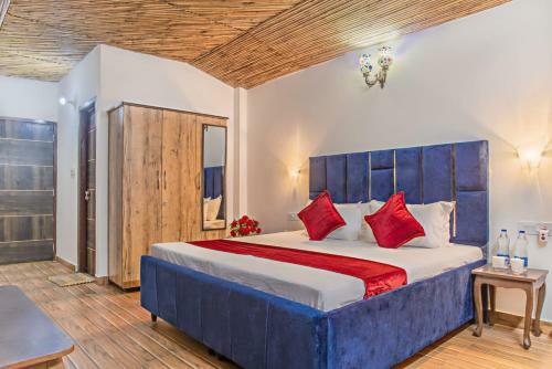 Hotel Bamboo Pine Resort, Kasauli