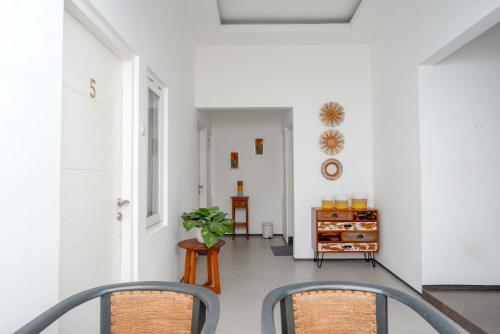 Hotel Reddoorz Near Xt Square 4