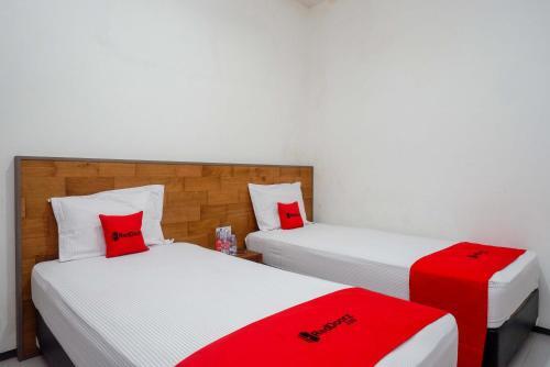 Hotel Reddoorz Near Xt Square 4