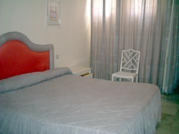 Hotel Park Plaza Suites