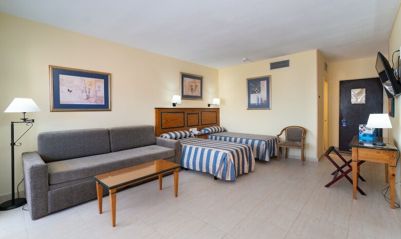 Hotel Pyr Fuengirola