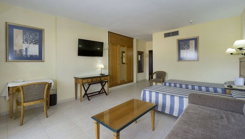 Hotel Pyr Fuengirola