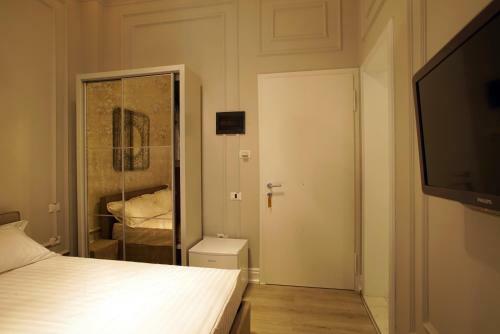 Padam Boutique Hotel