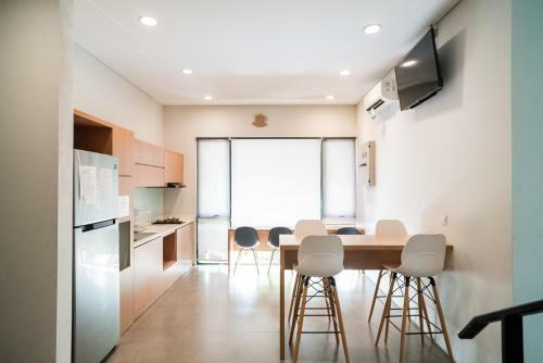 Hostal Three J Residence 2