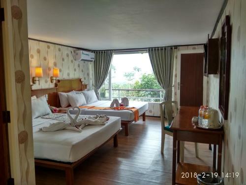 Royal Caravan Trawas Hotel