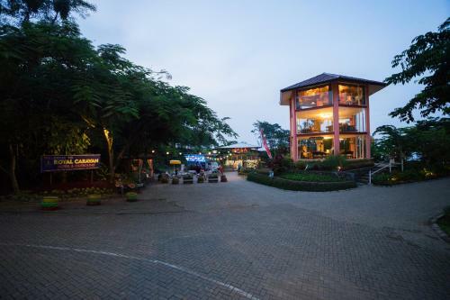 Royal Caravan Trawas Hotel