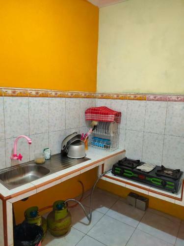 Villa Rendra Batu Permai