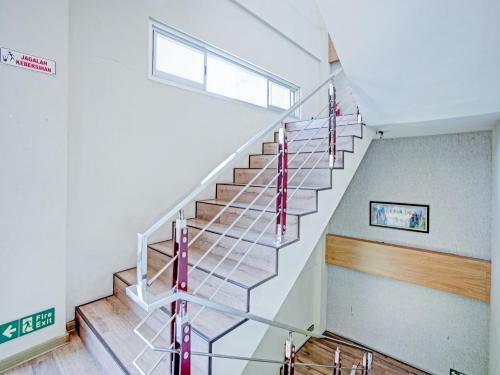 Hotel Oyo 3905 Graha 100 Guest House Syariah