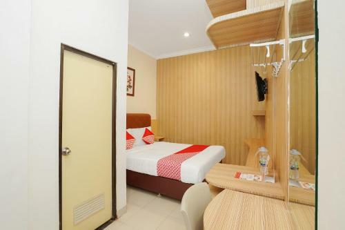 Hotel Vaccinated Staff - Oyo 658 Alibaba Residence