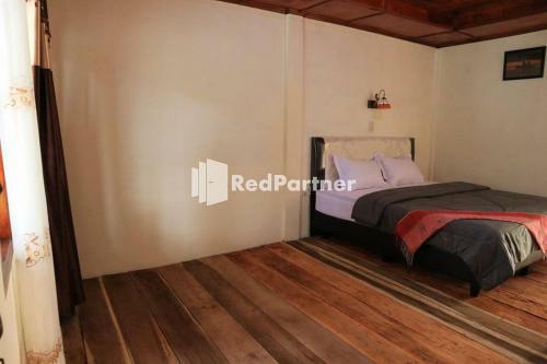 Hotel Laster Jony's Guesthouse Samosir Redpartner