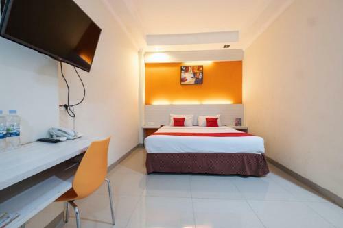 Reddoorz Plus @ Hotel Alden Makassar