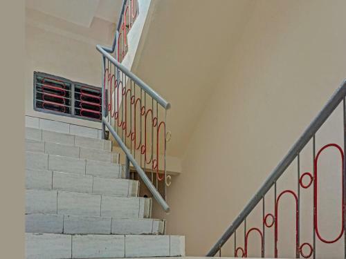 Hotel Oyo 90062 Ava Guesthouse