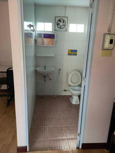 Hostal ???????????? ??????? ???????