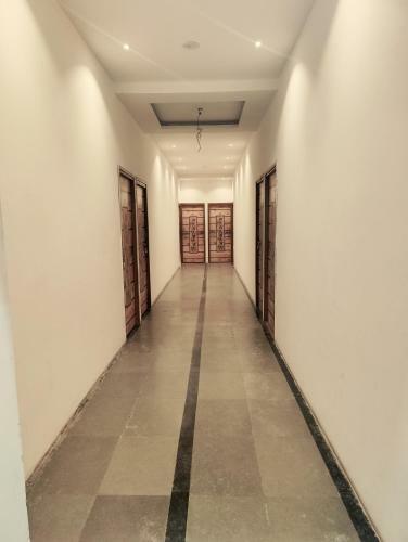 Hotel Goldmine Yatri Nivas