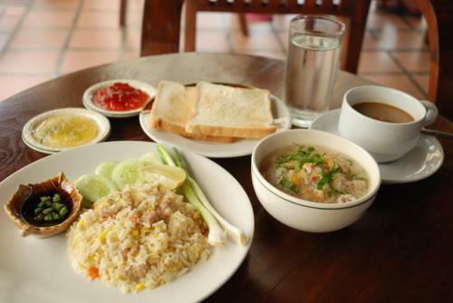 Hotel Baan Kiang Chan Resort