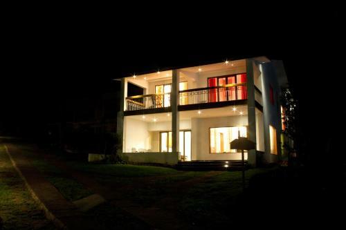 Milhaven F-4 Golf Veiw Villa