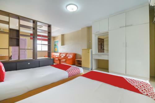 Hotel Oyo 762 Chompoo